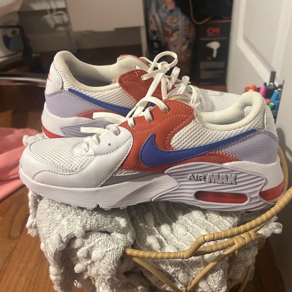 Women’s Nike air max